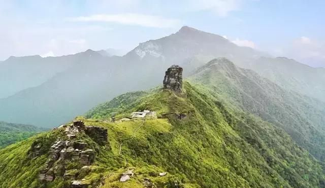 徒步梵净山有哪些旅游攻略呢(长沙到贵州梵净山旅游攻略)图2